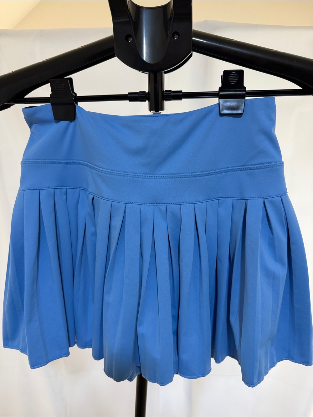 Gold Hinge Pleated Tennis Skirt